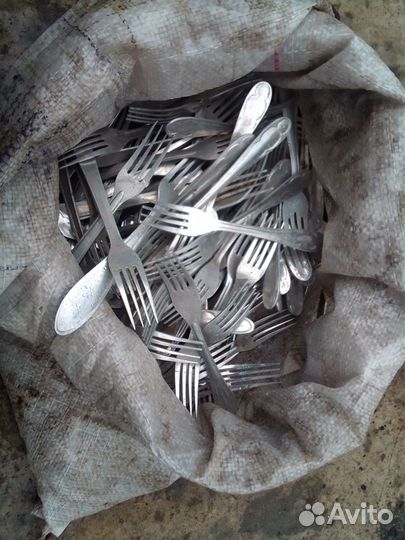 Вилки столовые аллюминивые