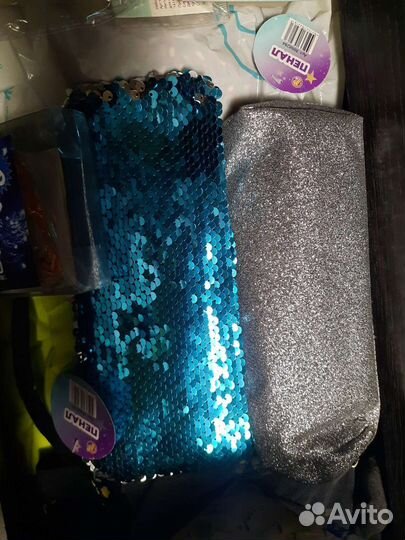 Пеналы новые в подарок магниты