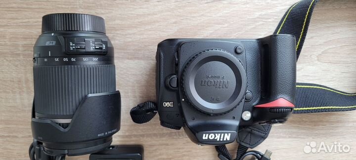 Зеркальный Nikon D90 и другие