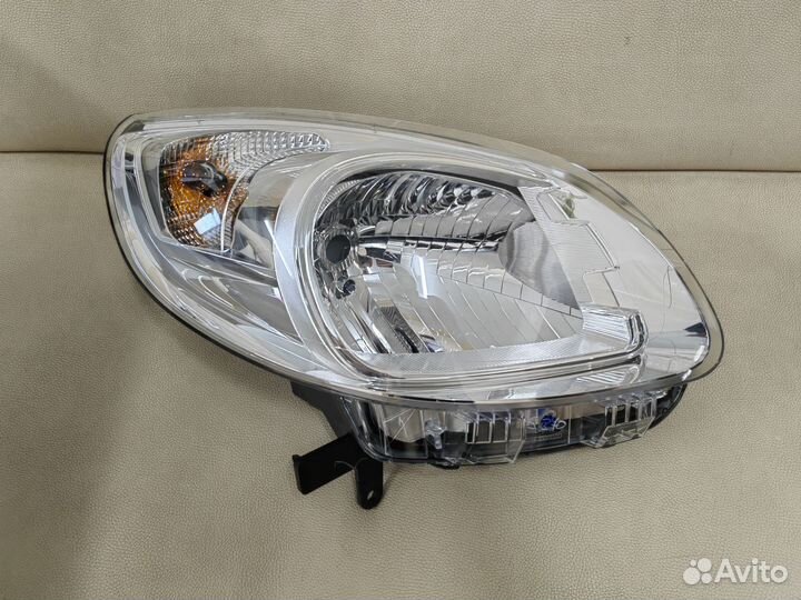 Фара правая Renault Kangoo 2