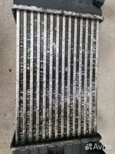 Интеркулер Opel Astra универсал Z13DTH 2008