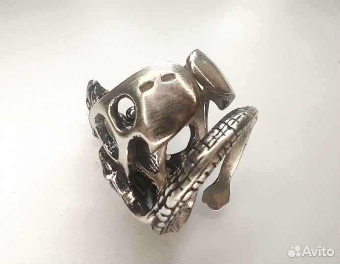 Крупный, рокерский, серебряный 925 пробы перстень