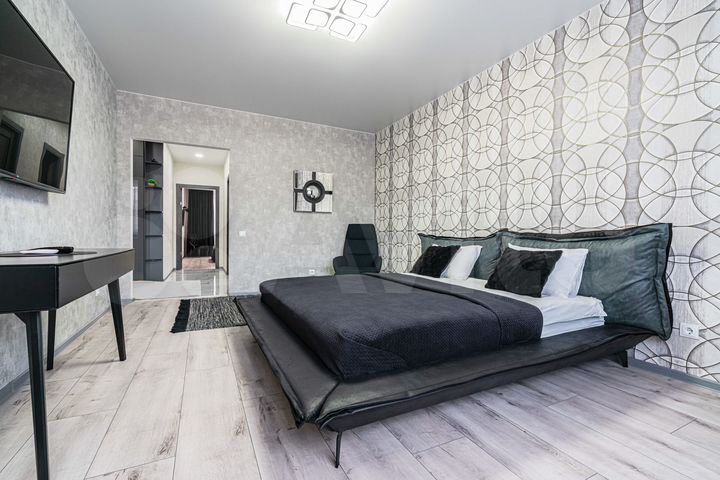 2-к. квартира, 70 м², 2/13 эт.