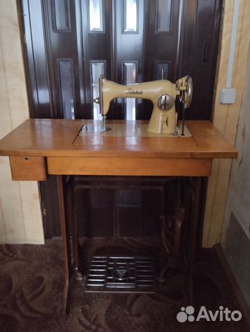Продам швейную машинку тикка 45