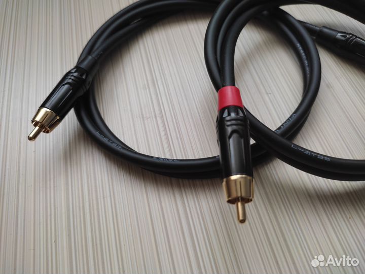 Межблочная коммутация Canare (Japan) RCA-RCA пара