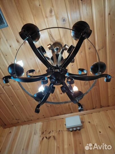 Люстра из металла
