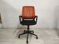 Кресло компьютерное ирис (ткань) б/у 12628