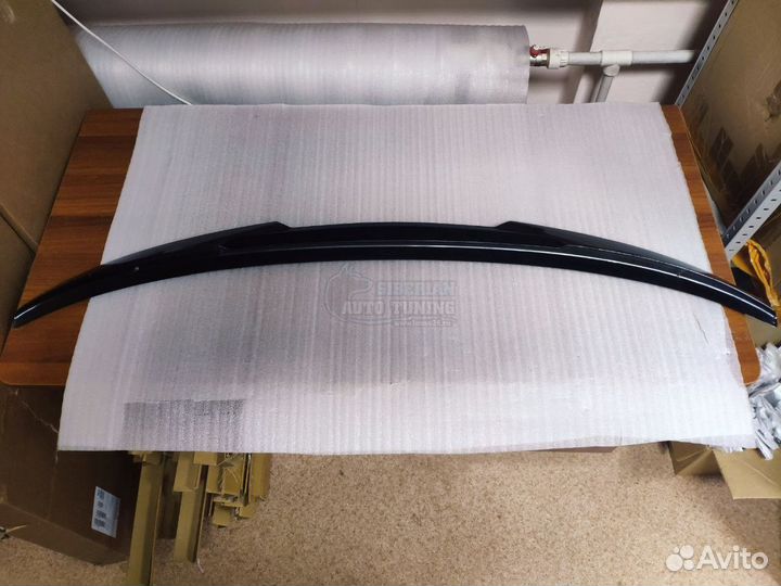 Спойлер в стиле M4 на кромку багажника BMW 3 G20