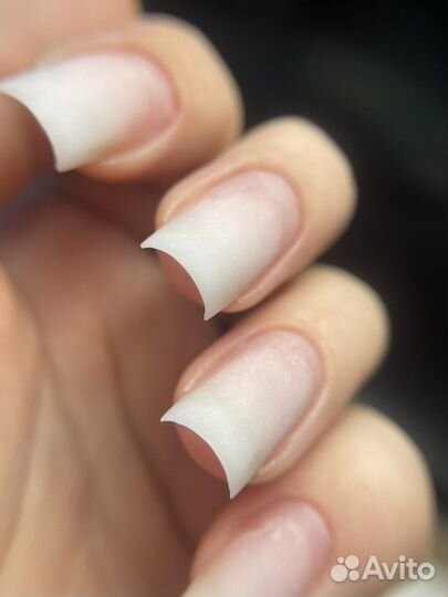 Гельлак, наращивание ногтей, аппаратный маникюр