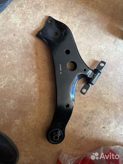 Рычаг подвески передний левый