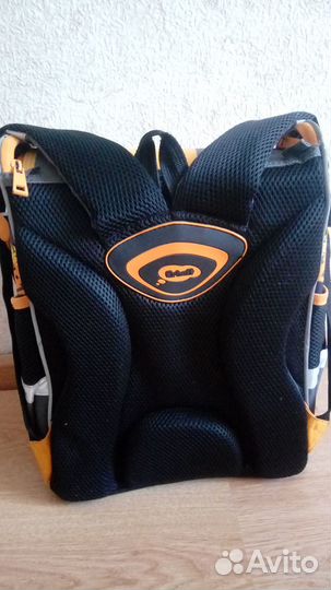 Школьный рюкзак