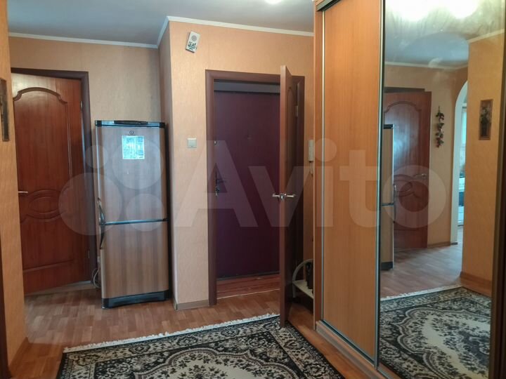 3-к. квартира, 57 м², 3/5 эт.