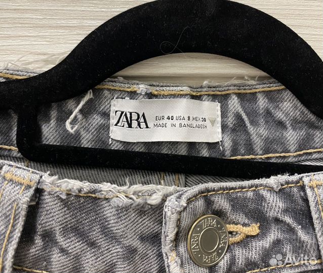 Джинсы zara