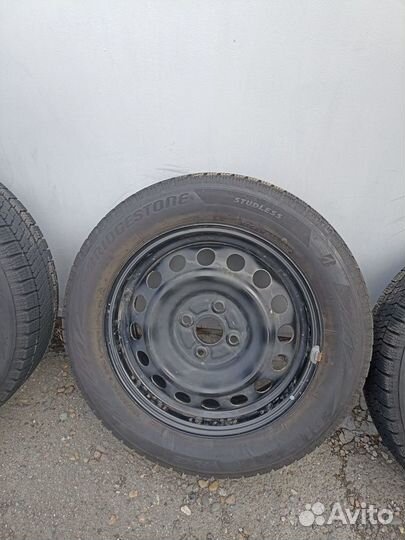 Колеса Bridgestone Blizzak VRX2