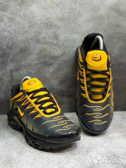 Кроссовки Nike air max tn plus