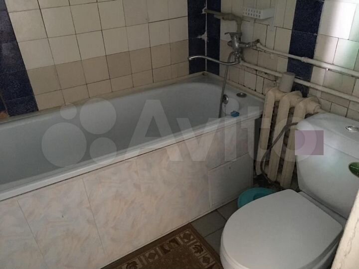 Комната 60 м² в 3-к., 1/1 эт.