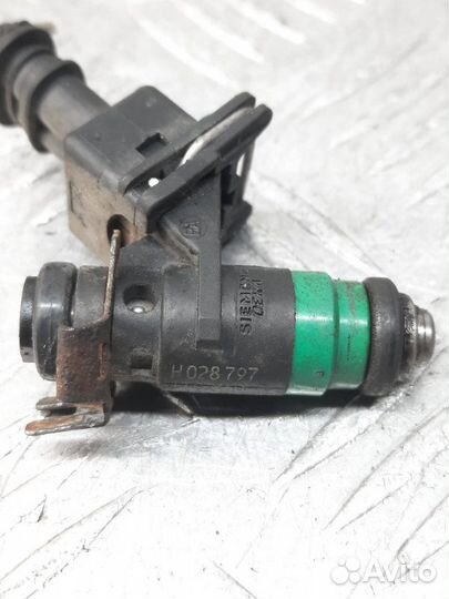 Форсунка Renault Megane кабриолет 2.0 F4R770 2006