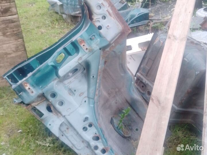 Запчасти pajero 3