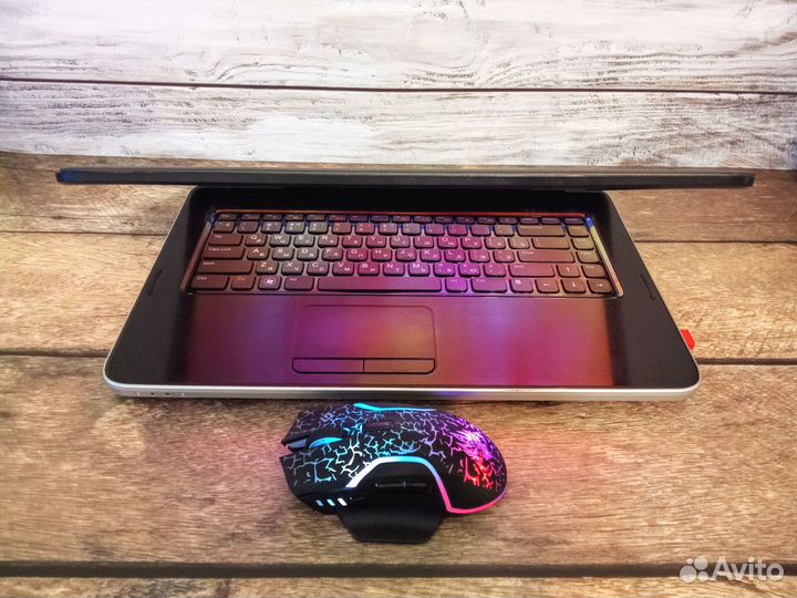 Ноутбук игровой 8 гиговой на Intel i3 Dell