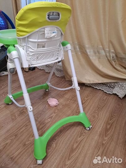 Продам стульчик для кормления