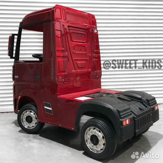 Электромобиль