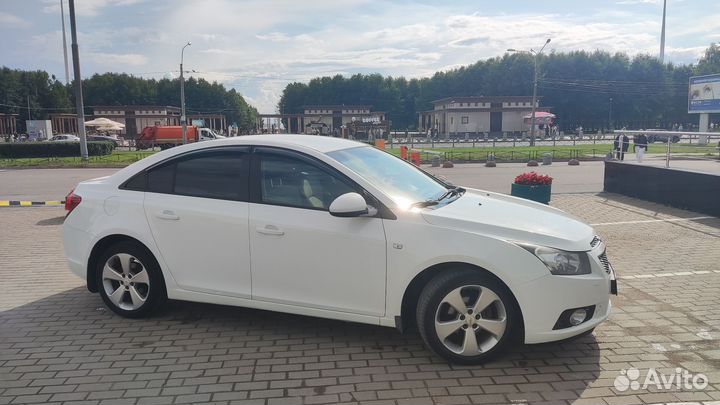 Chevrolet Cruze 1.6 МТ, 2012, 260 000 км