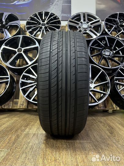 Yokohama Advan dB V552 245/40 R20 99W