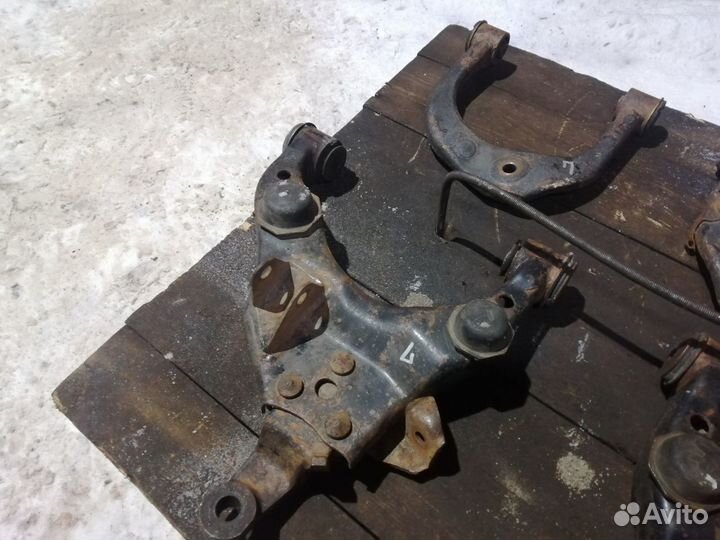 Рычаг передней подвески Toyota LC Prado 90 Surf