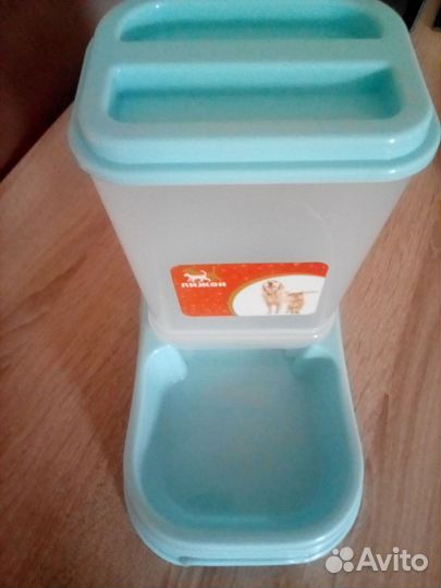 Кормушка для Сухова корма