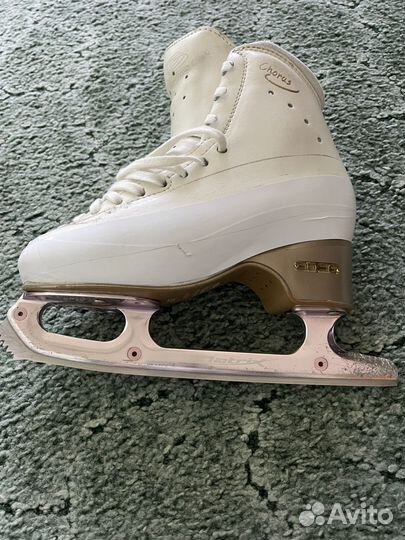 Фигурные коньки edea chorus 225