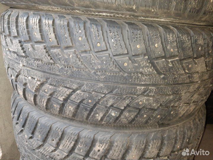 Kumho I'Zen RV Stud KC16 225/65 R17 106T