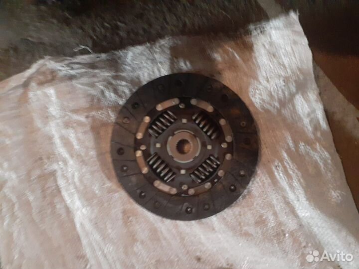 Продаю сцепление на шевролет ниву