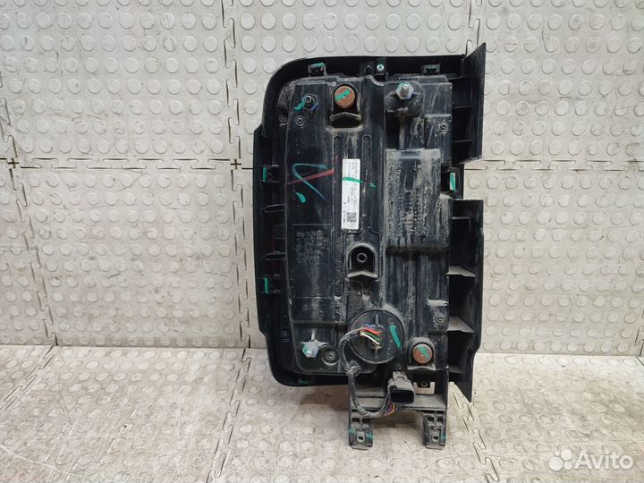 Фонарь правый Tank 300 2021