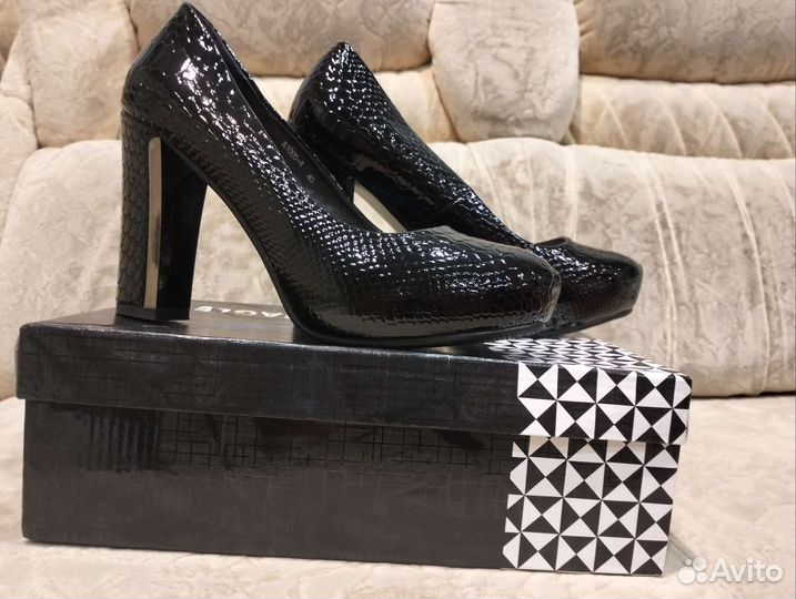 Туфли женские 39 размер новые италия натур. кожа