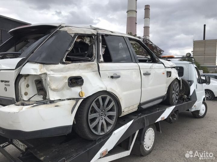 В разборе Range Rover Sport TDV8