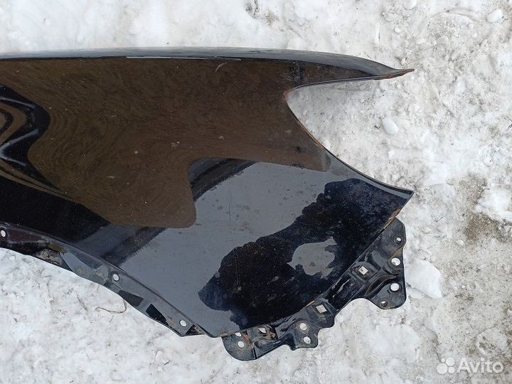 Крыло переднее правое Subaru Tribeca W10 WXF 2008г