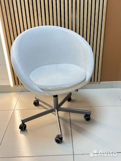 Икеа скрувста Кресло Вращающееся