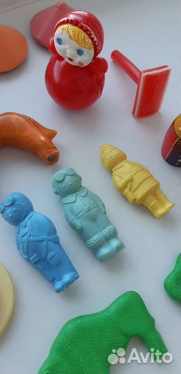 Игрушки СССР ГДР матрёшки неваляшка солдатики звер