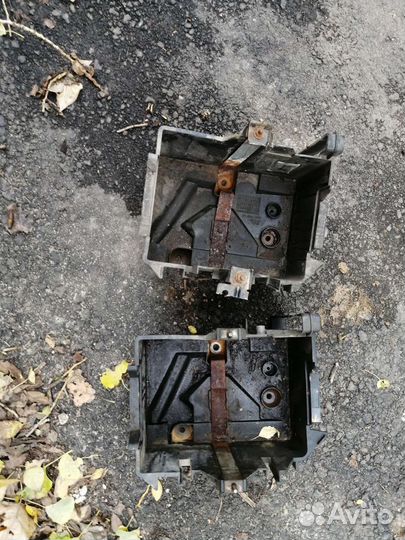 Форд Фьюжин аккумуляторная площадка