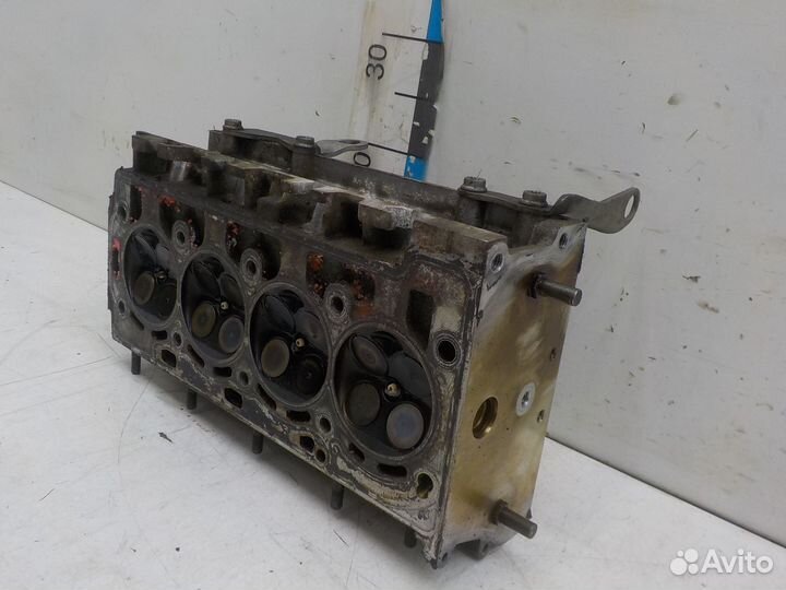 Б/У Б/У Головка блока цилиндров (ГБЦ) Volkswagen