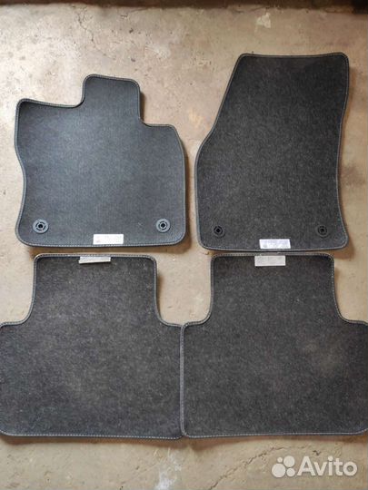 Ворсовые ковры салона Tiguan 2 5NB863011RII