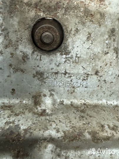 Трубка системы охлаждения в сборе Пассат сс