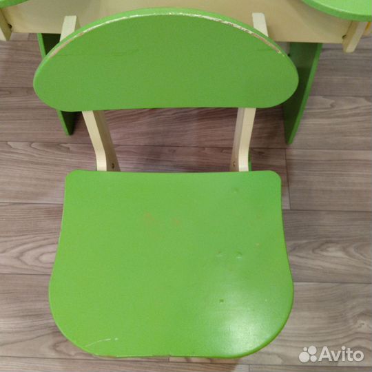 Детский стол и стул