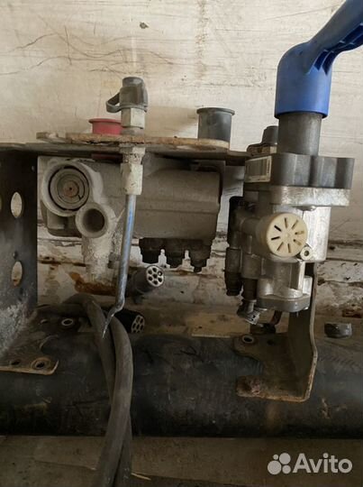 Кран уровня пола