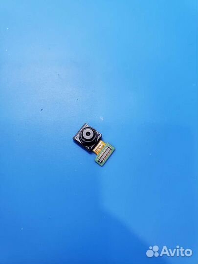 Фронтальная камера Samsung s20fe