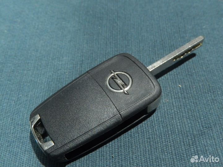 Ключ зажигания opel 13574868