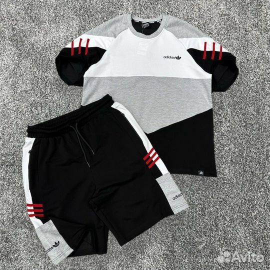 Комбо Adidas Originals Шорты и Футболка