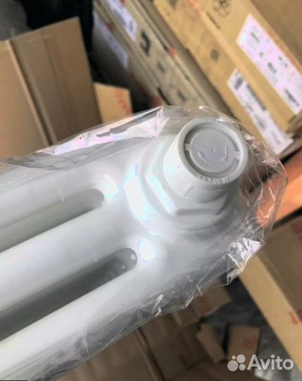 Радиаторы Zehnder 3050/6, нижнее