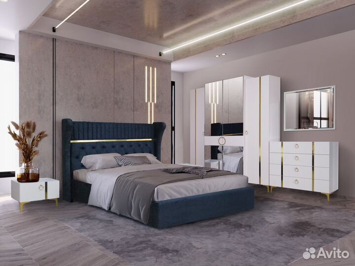 Кровать с мягким изголовьем