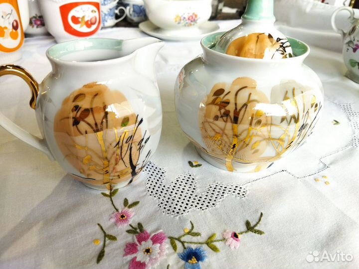 Чайник для заварки, сахарницы, молочники и соусник